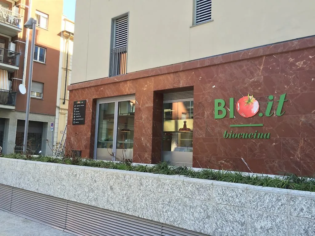 Apartment Kibilu - Via Confalonieri - Stazione Garibaldi - Zona Isola Milan